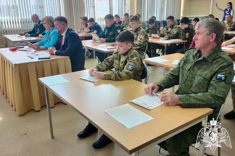 Диктант Победы написали росгвардейцы Красноярского края
