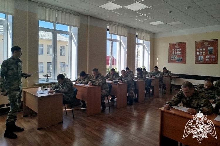 Диктант Победы написали росгвардейцы Красноярского края