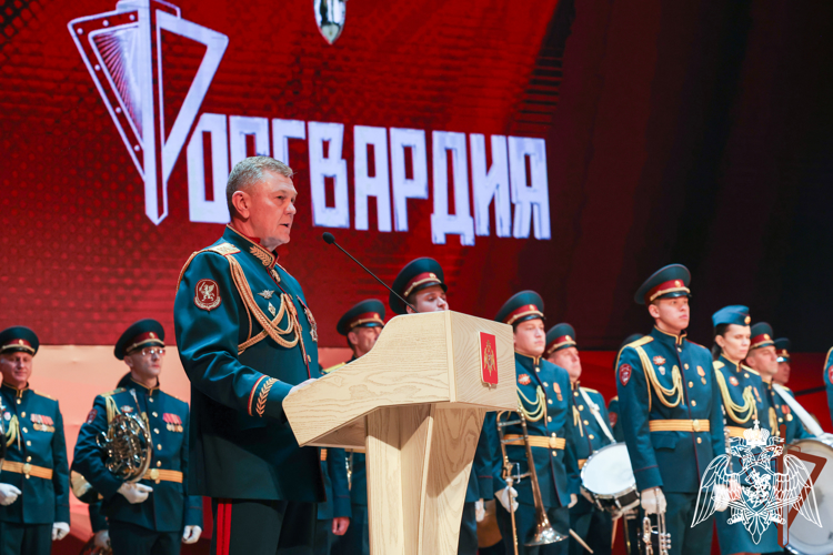 Сибирскому округу Росгвардии вручен орден Жукова