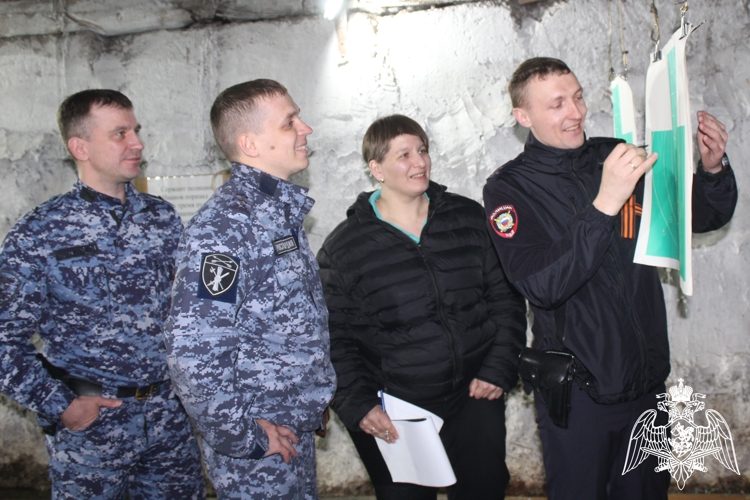 В Шарыпово команда Росгвардии завоевала призовое место в стрельбе из боевого оружия