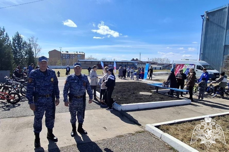Росгвардейцы обеспечили правопорядок и безопасность в период праздничных первомайских мероприятий в Красноярском крае