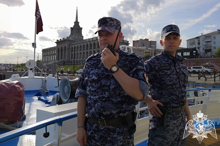 Росгвардейцы обеспечат безопасность круиза теплохода «Максим Горький» по Енисею