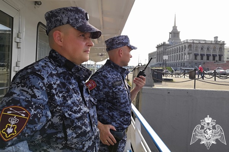 Росгвардейцы обеспечат безопасность круиза теплохода «Максим Горький» по Енисею