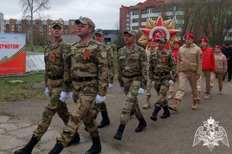 Зеленогорские военнослужащие Росгвардии присоединились к Всероссийской акции «Поздравь ветерана»