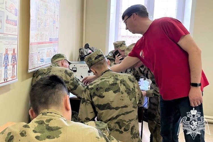 В Зеленогорске военнослужащие Росгвардии стали донорами костного мозга и гемопоэтических стволовых клеток