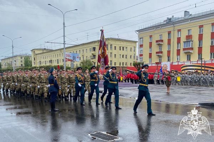Военнослужащие Росгвардии Красноярского края приняли участие в параде Победы