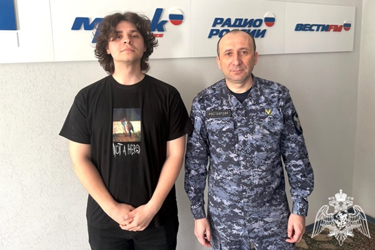 Офицер красноярской Росгвардии рассказал радиослушателям о правилах обращения с оружием в сезон охоты