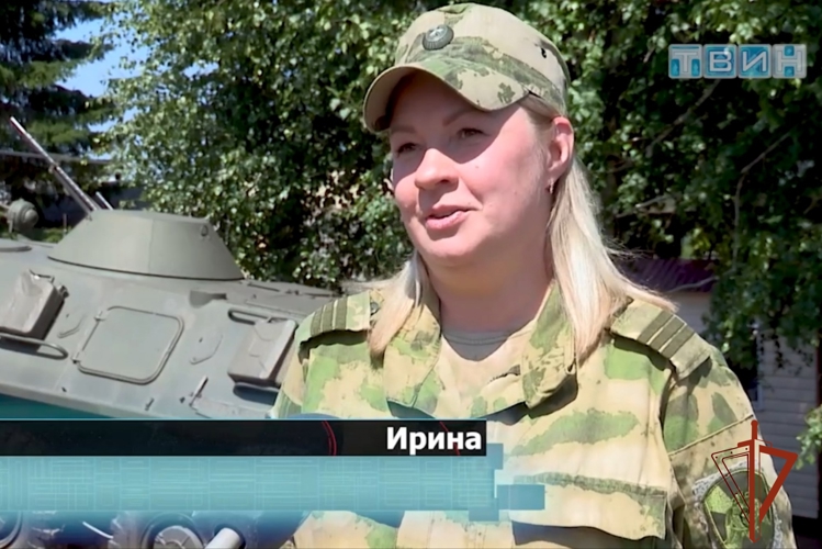 Зеленогорские военнослужащие присоединились к поздравлениям, приуроченным Дню семьи