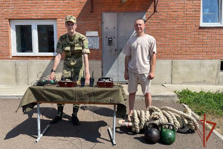 Зеленогорские росгвардейцы приняли участие в мероприятии приуроченное ко Дню семьи, любви и верности