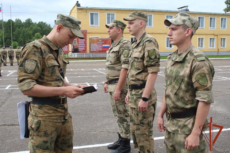 В Красноярском соединении и территориальном управлении Росгвардии начался летний период обучения