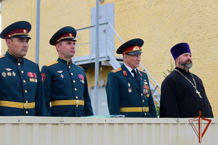 В Зеленогорской воинской части прошли торжественные мероприятия, приуроченные к 67-й годовщине со дня образования батальона