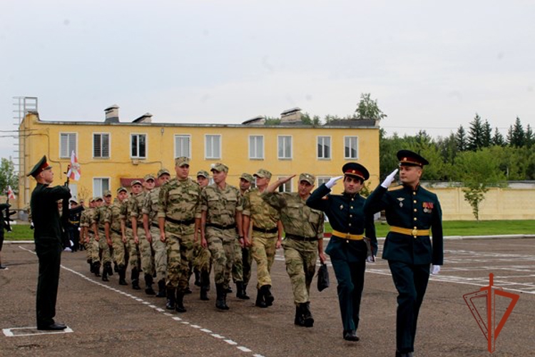 В Зеленогорской воинской части прошли торжественные мероприятия, приуроченные к 67-й годовщине со дня образования батальона