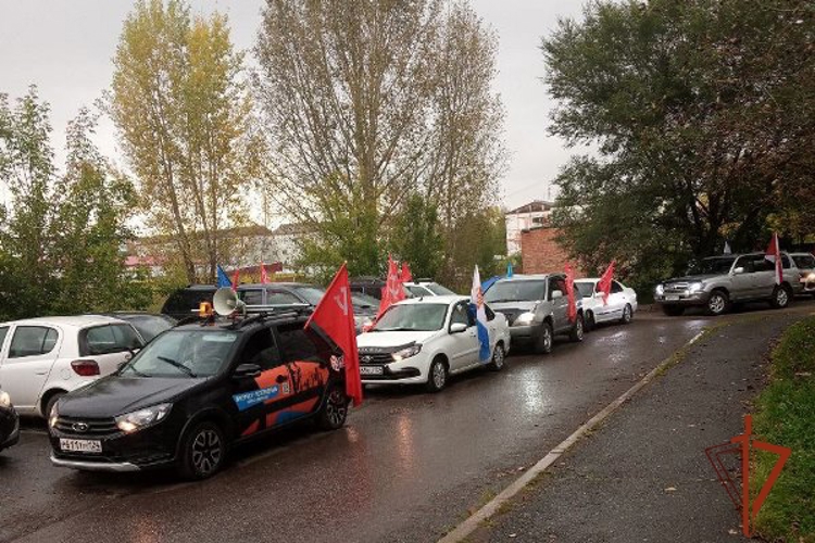 Шарыповские росгвардейцы обеспечили правопорядок автопробега «Красные крылья Победы»