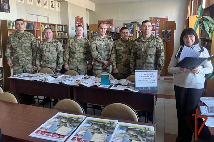 Железногорские военнослужащие Росгвардии провели мероприятия, посвященные Дню военного связиста