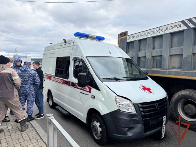 Росгвардейцы в Красноярском крае задержали подозреваемого в угоне машины скорой медицинской помощи