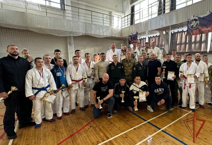 Красноярские  сотрудники и военнослужащие  Росгвардии стали призерами  чемпионата по рукопашному бою