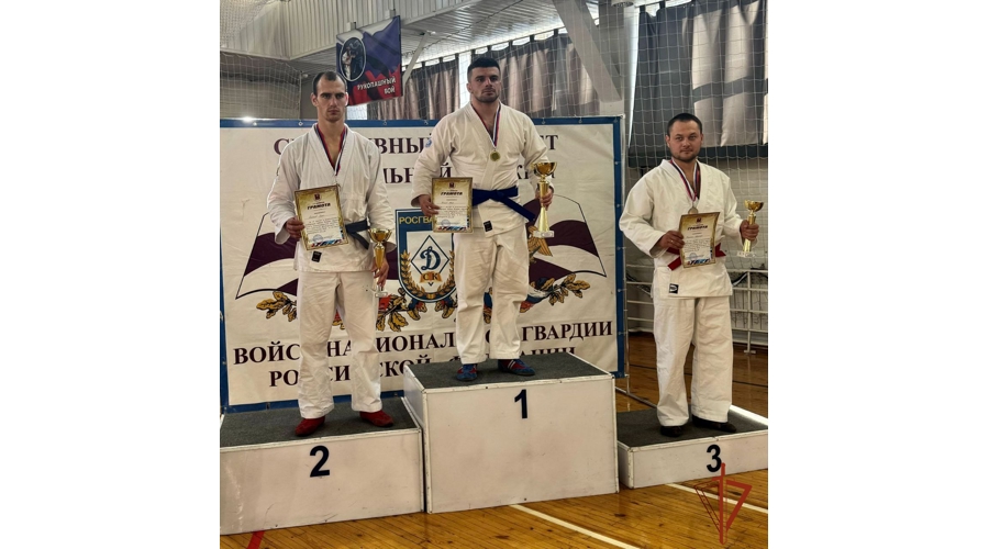 Красноярские  сотрудники и военнослужащие  Росгвардии стали призерами  чемпионата по рукопашному бою