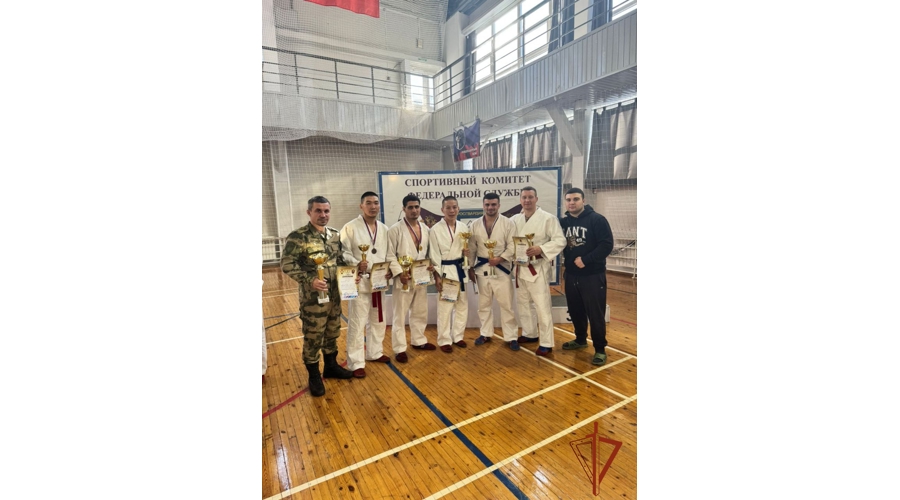 Красноярские  сотрудники и военнослужащие  Росгвардии стали призерами  чемпионата по рукопашному бою