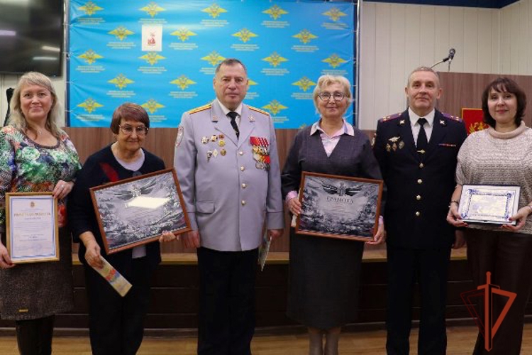 Председатель красноярской ветеранской организации Росгвардии отмечена грамотой председателя комитета  Госдумы по обороне