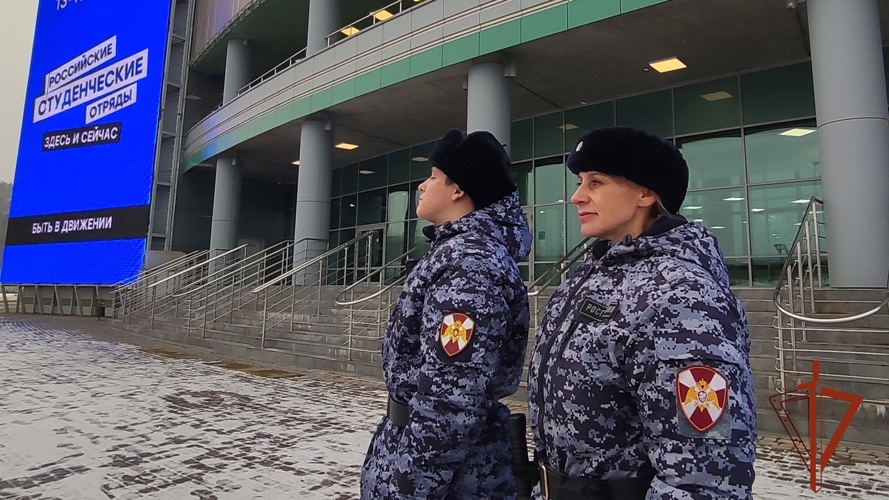 Росгвардейцы в Красноярске обеспечили безопасность участников Всероссийского слета студенческих отрядов  