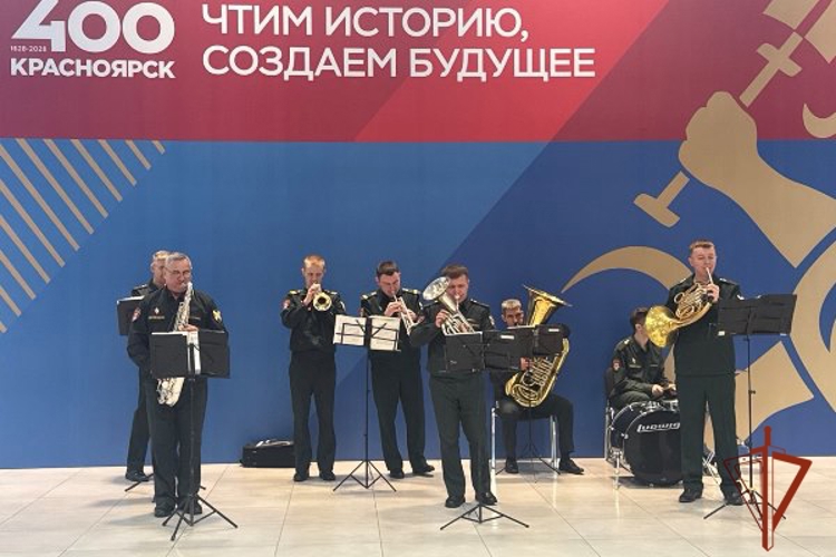 Военнослужащие Красноярского соединения Росгвардии приняли участие  в форуме городских сообществ «Чтим историю, создаем будущее»