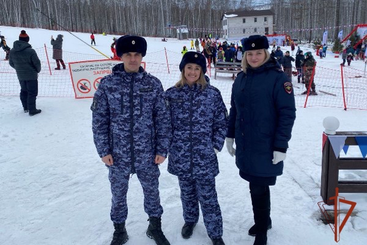 Шарыповские росгвардейцы обеспечили безопасность открытия лыжного сезона