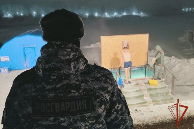 Росгвардейцы обеспечили правопорядок во время празднования Крещения в Красноярском крае