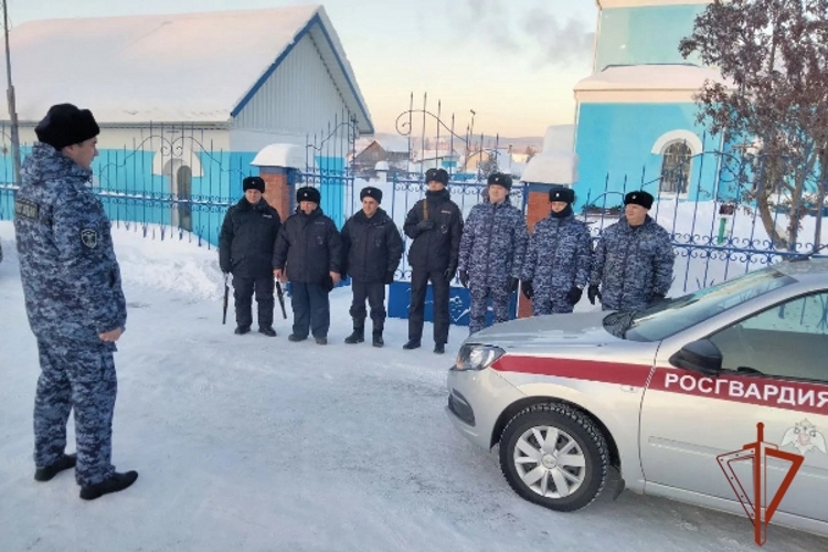 Росгвардейцы обеспечили правопорядок во время празднования Крещения в Красноярском крае