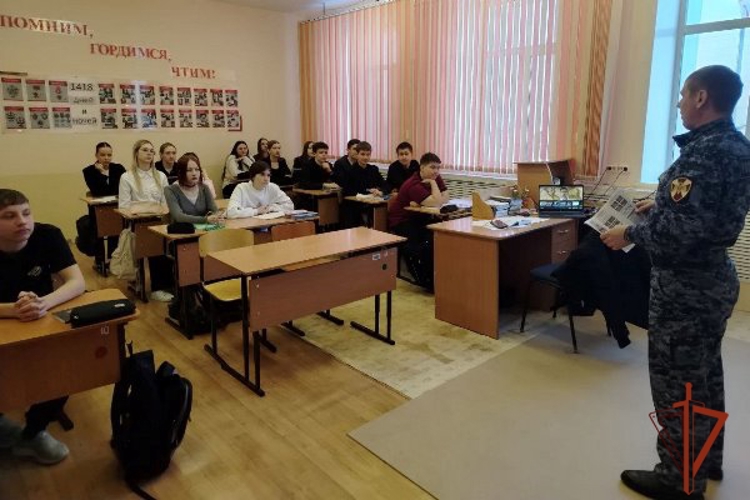 Ужурские росгвардейцы провели Урок мужества, посвящённый освобождению Ленинграда от фашистской блокады