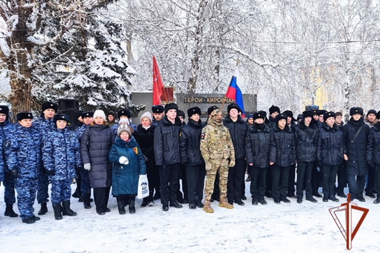 В Красноярском крае росгвардейцы приняли участие в памятных мероприятиях, посвященных дню освобождения Ленинграда от блокады