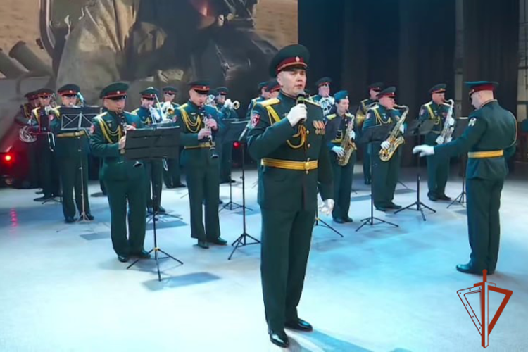 Военный оркестр Росгвардии выступил на праздничном концерте, приуроченном к 23 февраля