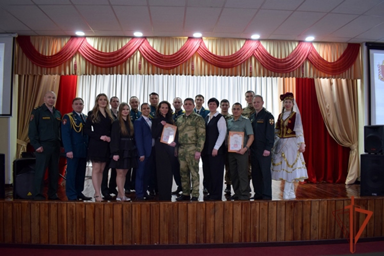В Красноярском соединении Росгвардии прошёл смотр-конкурс «Солдаты антитеррора»