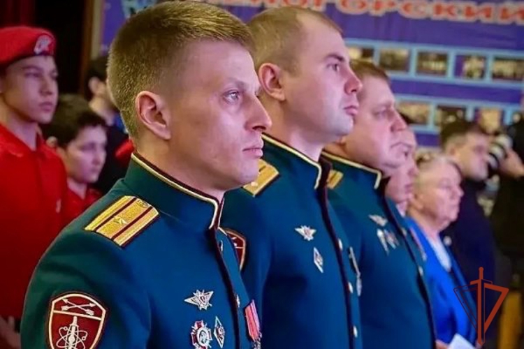 Зеленогорские военнослужащие удостоены наград в канун Дня Защитника Отечества