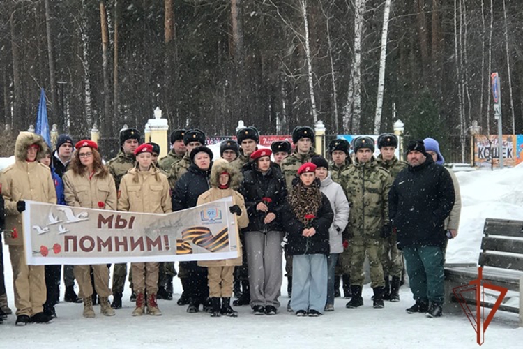 Росгвардейцы железногорска приняли участие в памятном мероприятии 