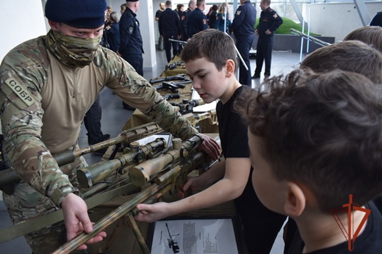 Красноярские росгвардейцы отметили свой 10-летний юбилей со дня образования ведомства