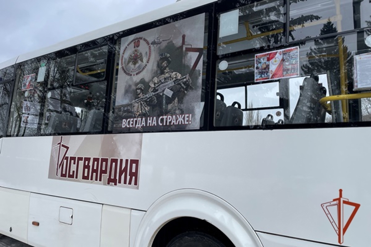 Тематический автобус-музей к юбилею Росгвардии запущен в Зеленогорске