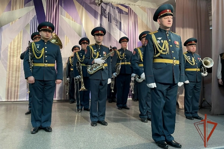 В Зеленогорске открыли мемориальную доску в честь военнослужащего Росгвардии Егора Тележняка