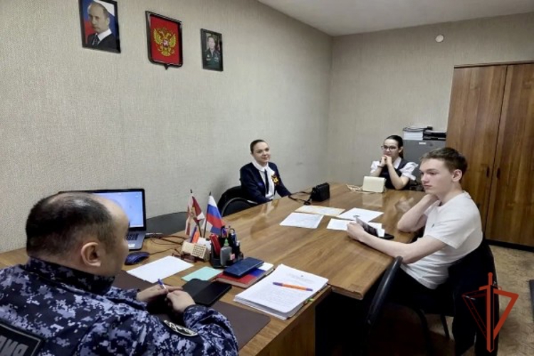 Росгвардия в Богучанах: глазами молодежи и первые шаги к профессии