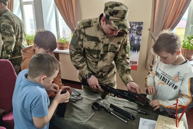 В Красноярском соединении проведено мероприятие с участием учащихся подшефной школы