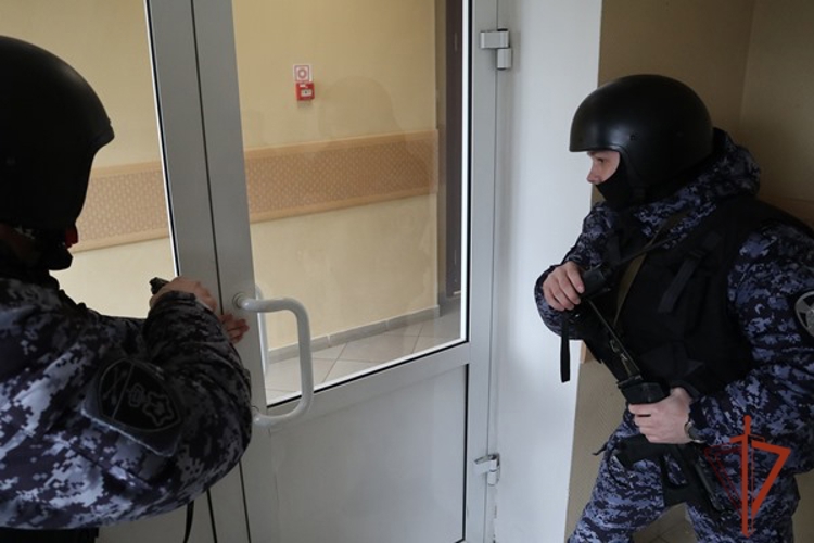 В Красноярском крае выбрали лучшую группу задержания Росгвардии