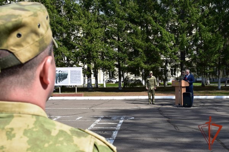 Железногорские военнослужащие Росгвардии почтили память своего коллеги