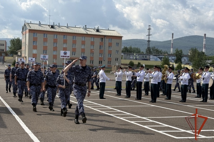 Окружной этап конкурса профессионального мастерства среди экипажей вневедомственной охраны Сибирского округа Росгвардии прошел в Красноярске