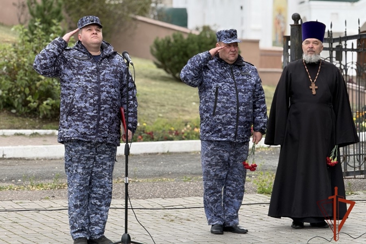В Красноярском крае сотрудники и военнослужащие регионального управления Росгвардии отметили свой 10-летний юбилей