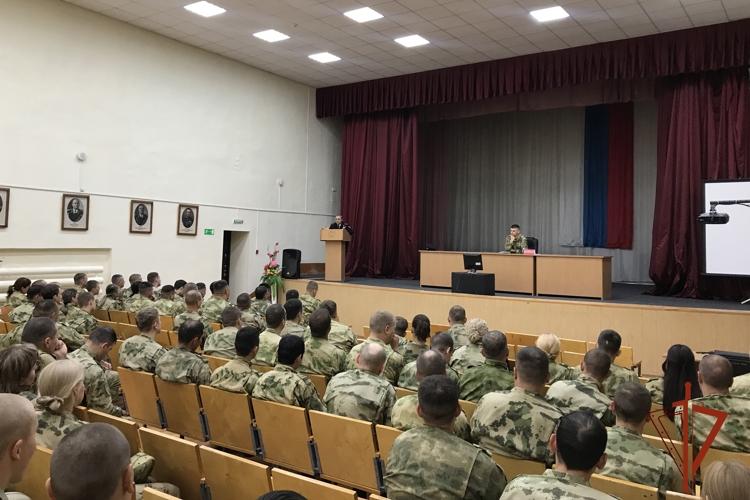 В Железногорске представители полиции провели занятия с военнослужащими Росгвардии